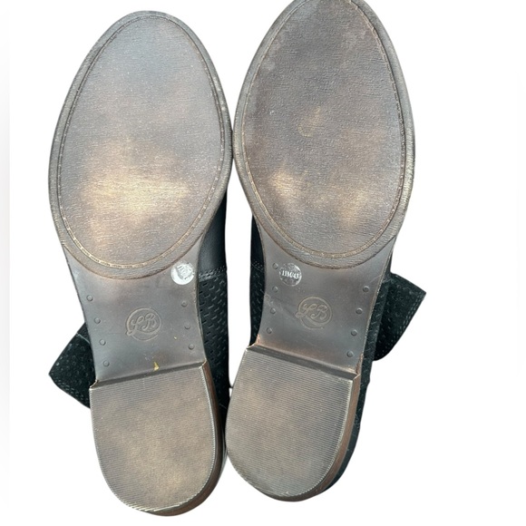 Lucky Brand Belgon Ankle Boots 11 Black Leather Suede Cutouts Pull On - Picture 14 of 14